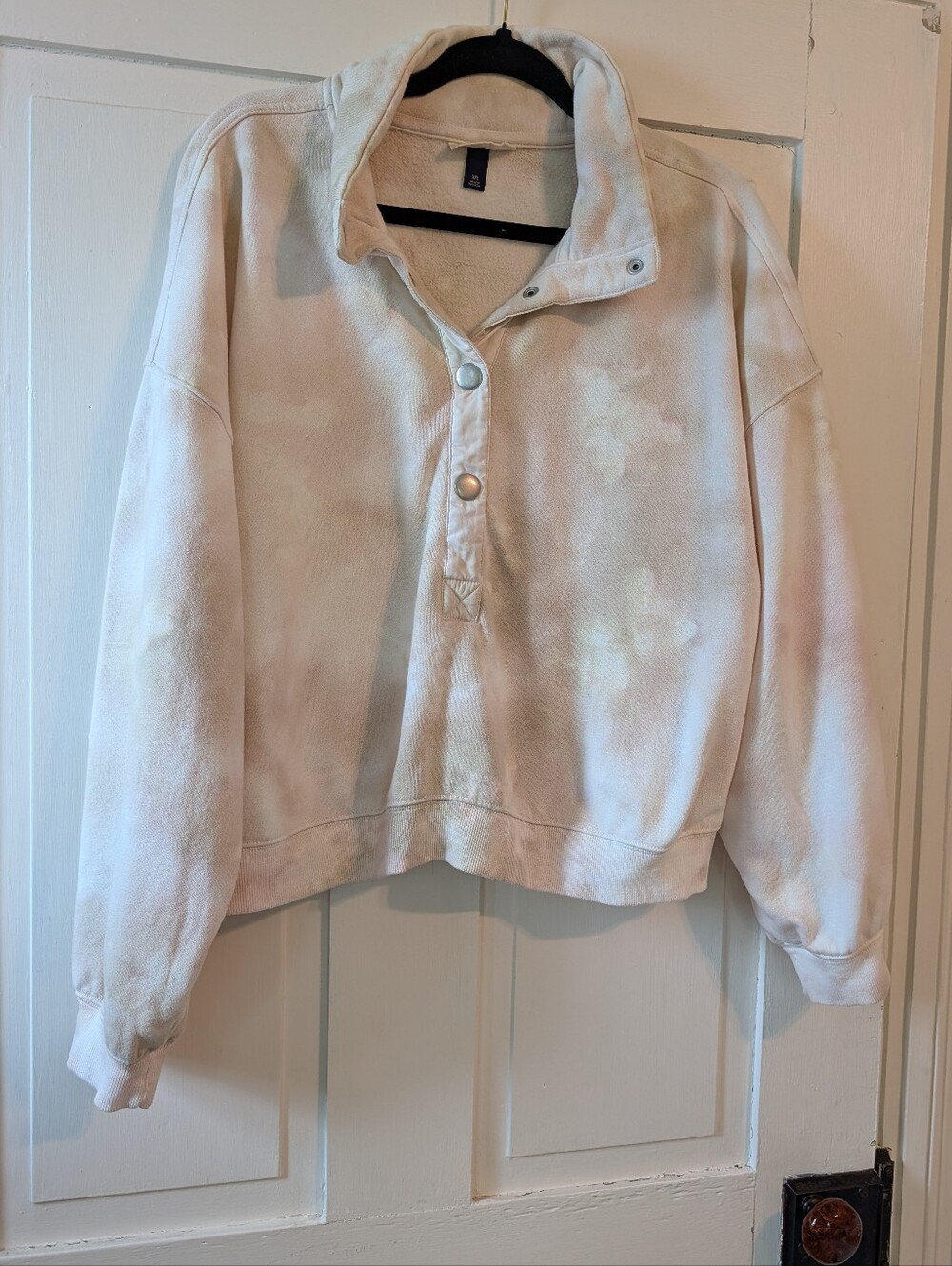 Universal Thread Cropped Faded Watercolor Sweatshirt w/ 3/4 Snap Closure XXL
